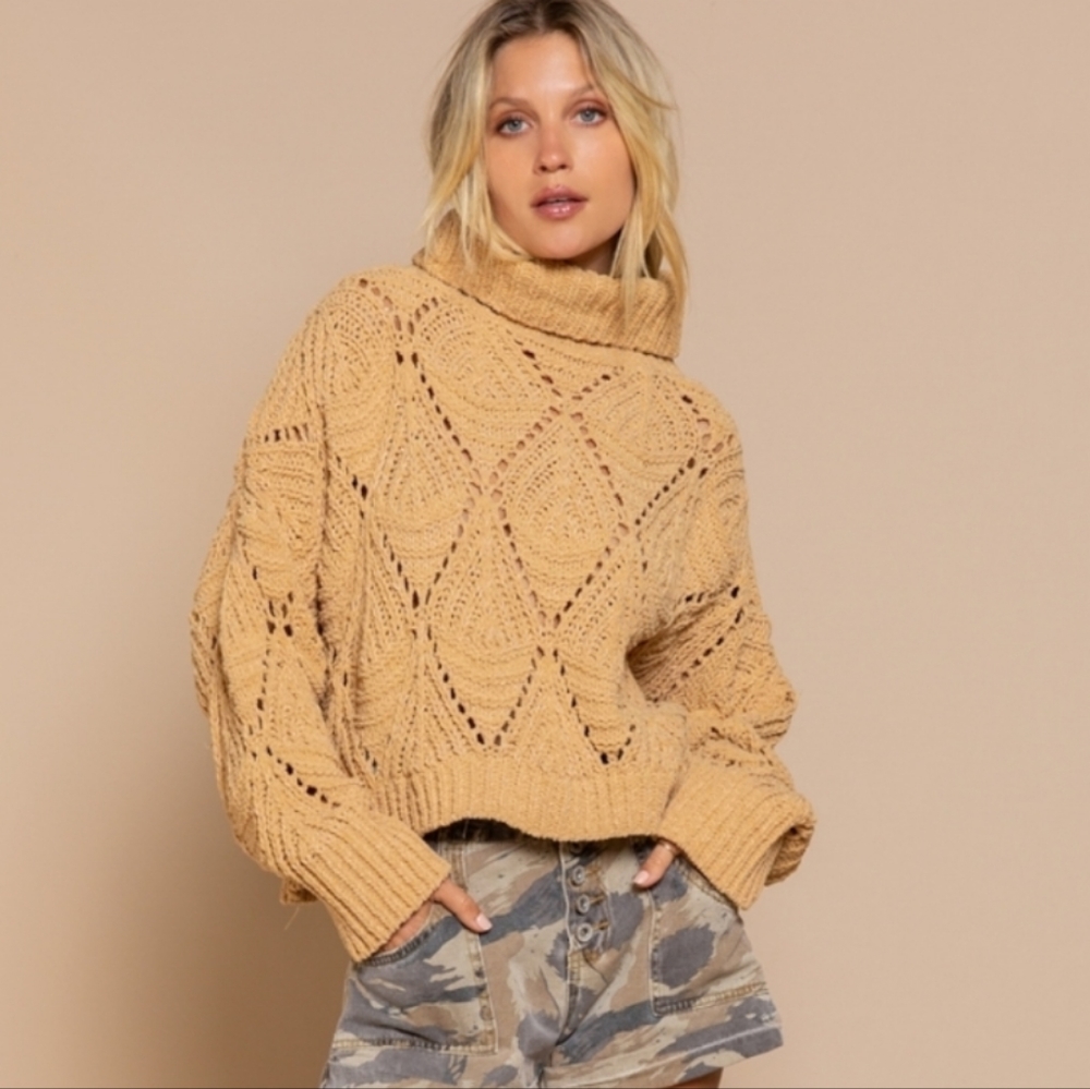 POL turtleneck Sweater in ginkgo leaf